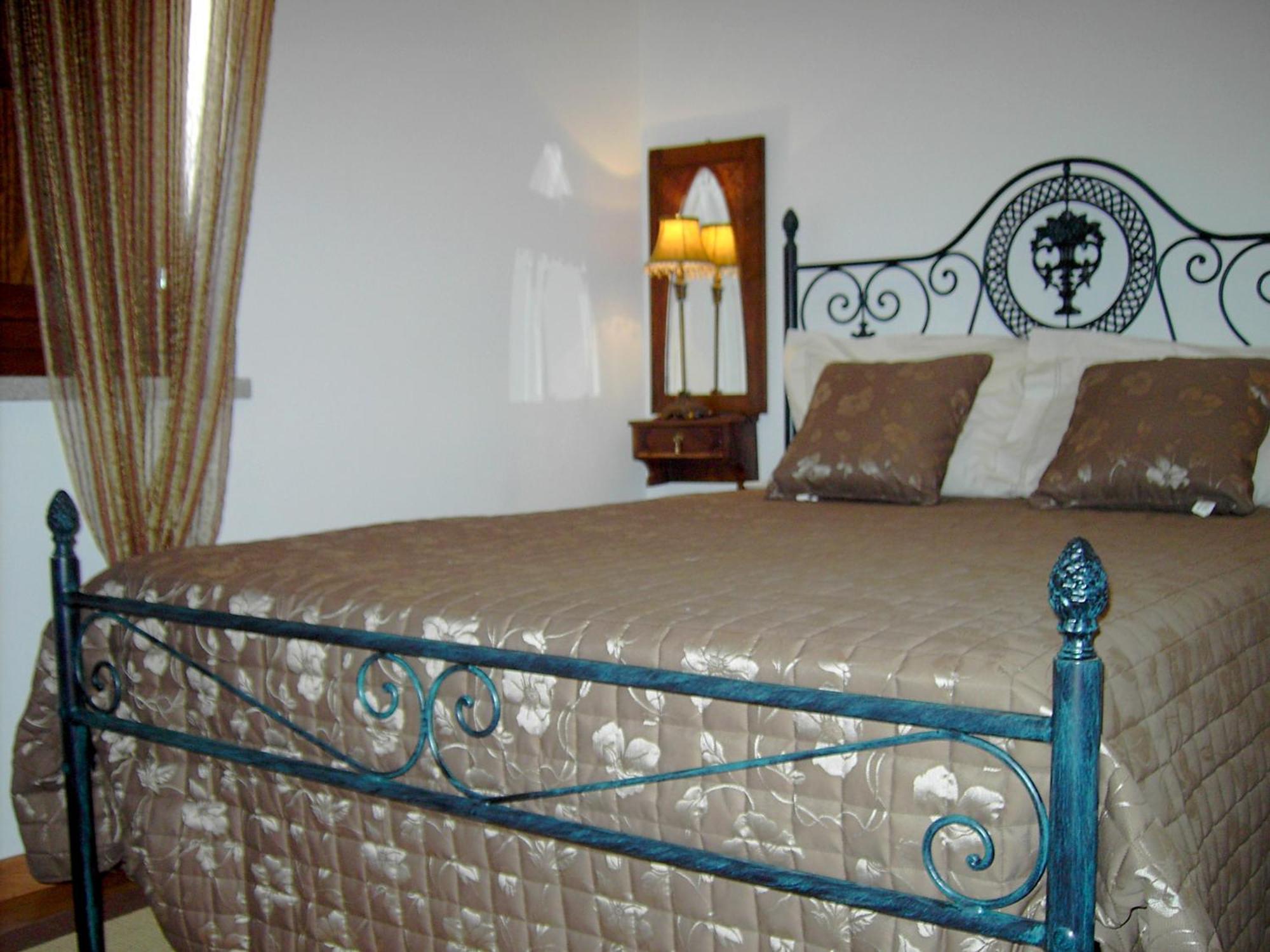 Casa Santa Catarina Hotell Penha Garcia Rum bild