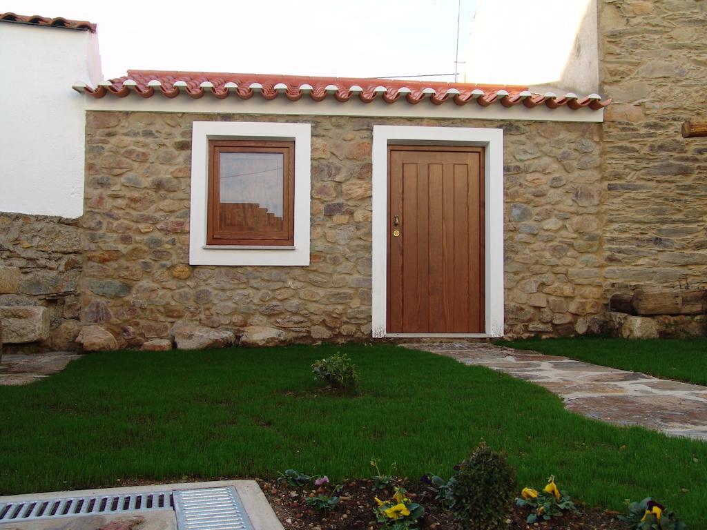 Casa Santa Catarina Hotell Penha Garcia Exteriör bild